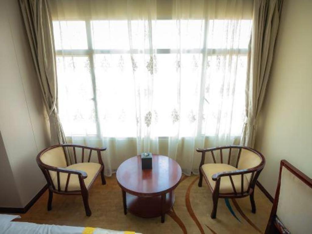 Grand Szechuan Hotel Vientiane Exterior foto